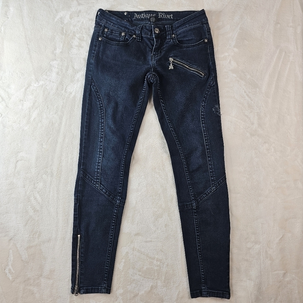 Antique Rivet Jeans 27 Women’s Ankle Zip Denim
dark wash retro moto